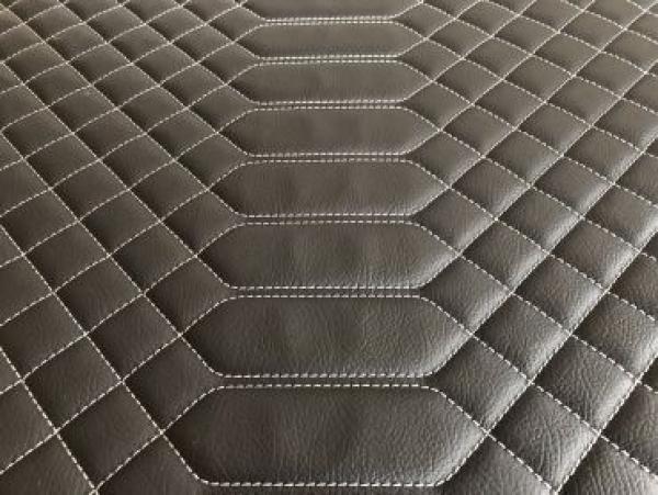 Stickung Iserbrook ab 46 x 80 cm Farbmuster